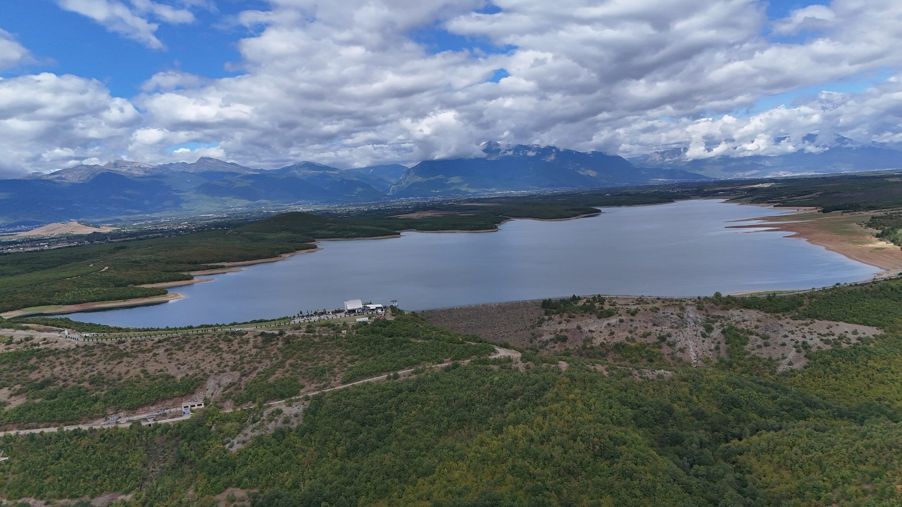 Lake Radoniq